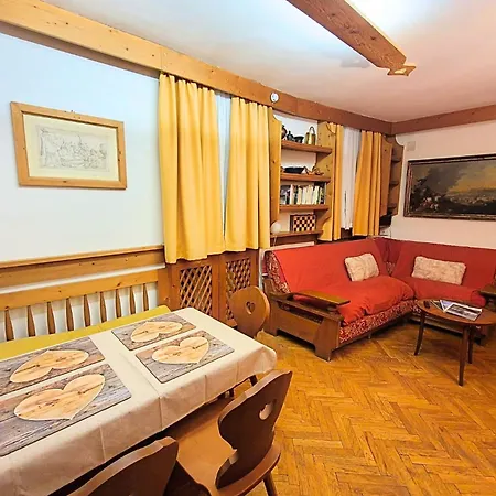 Ht - Ciasa Ca'mora Nel Centro Di Apartman *
